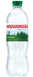 Вода минеральная Моршинская слабогазированная 0,5 л - фото