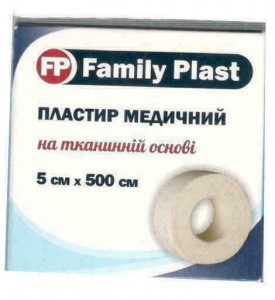 Пластырь Family Plast медицинский на тканевой основе 5 см х 500 см - фото