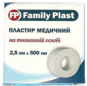 Пластырь Family Plast медицинский на тканевой основе 2,5 см х 500 см - фото