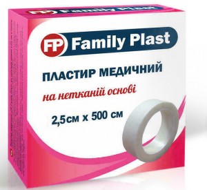 Пластырь Family Plast медицинский на нетканной основе 2,5 см х 500 см - фото