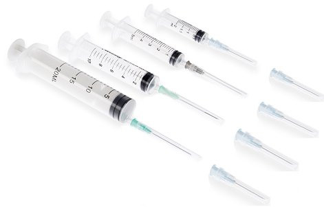 Шприц инъекционный Луер слип Medicare 2,0 мл (трехкомпонентный, с двумя иглами 0,55×25 мм и 0,6х32 мм)