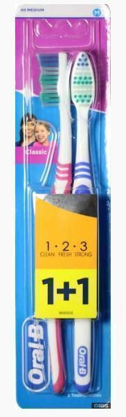 Зубная щетка Oral-B Classic 40 средняя жесткость х2